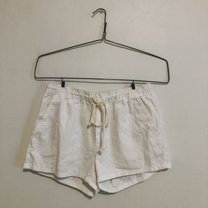 white AERIE drawstring shorts